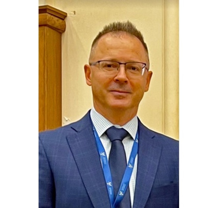 kristiqn-bankov_700x700_crop_478b24840a